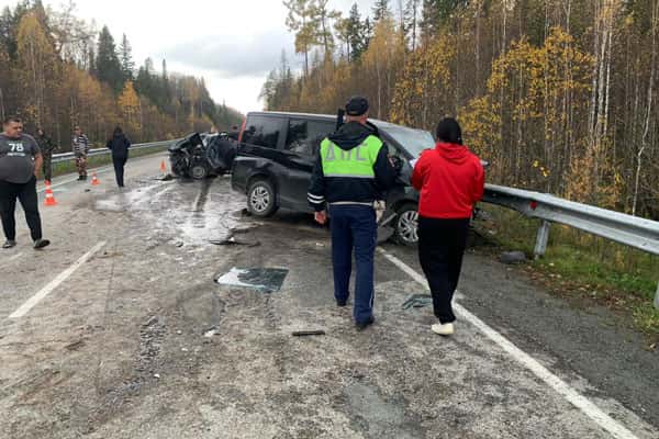 На автодороге Первоуральск-Шаля в ДТП погибли два человека, ещё один получил травмы