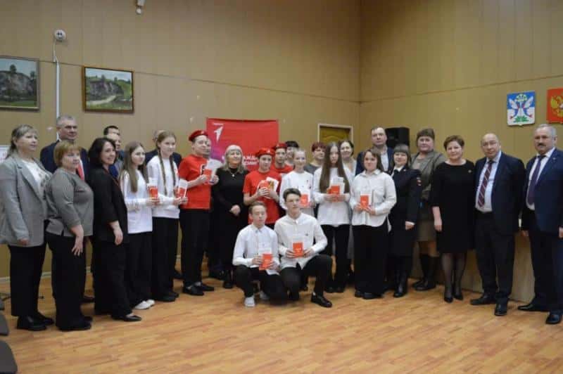 В Шалинском районе подростки получили паспорта в рамках всероссийского проекта