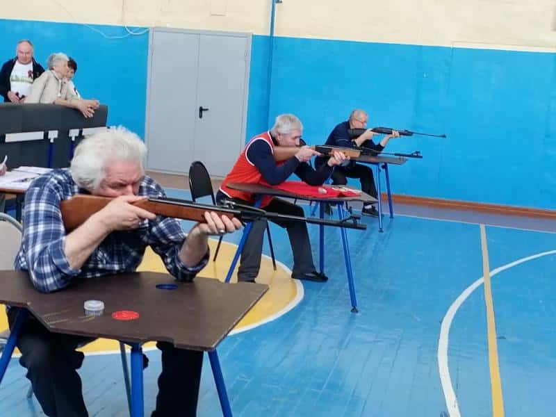 Ветераны Шалинского округа показали мастерство стрельбы на муниципальной спартакиаде 