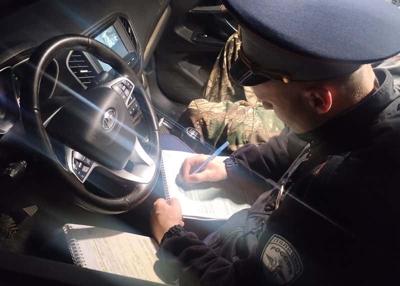 Водители и пешеходы попали в поле зрения ГИБДД: кто нарушил ПДД на дорогах Шали